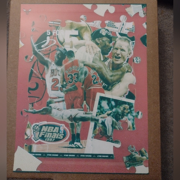 MICHAEL JORDAN &THE BULLS ULTRA GLOSSY 1992 & 1997 NBA FINALS 8.5x11  POSTER SET - Picture 8 of 8